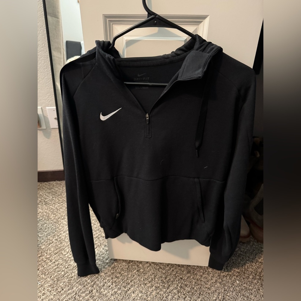 Black Nike 1/4 Zip Pullover